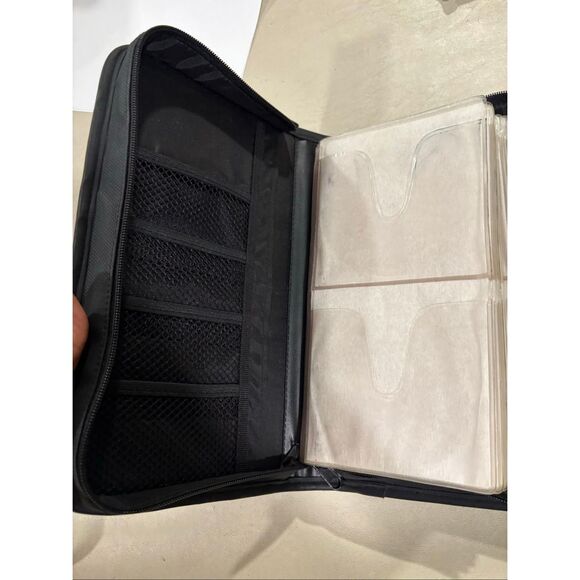 Black CD Case, Holds 72 CD’s, Zipped and Padded - Picture 4 of 4